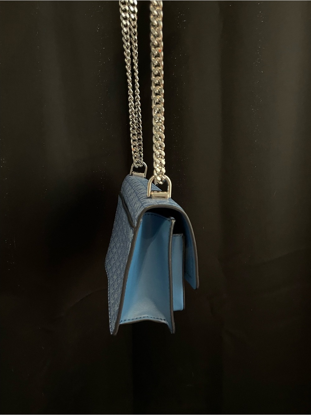 Michael Kors Blue Signature Shoulder or Crossbody bag with Silver Hardware - Picture 5 of 16